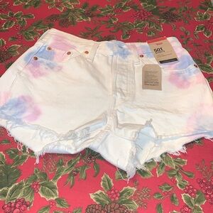 NWT Levi 501 Shorts Sz 25.  White with pink/blue splash.